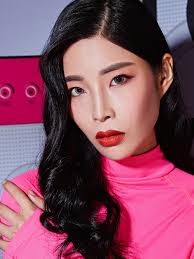 40 girls get their shine