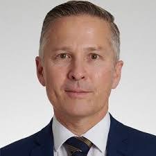 Toni Weller's Instagram, Twitter & Facebook