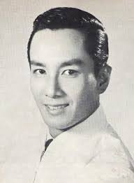 Kelly Lai Chen (雷震)