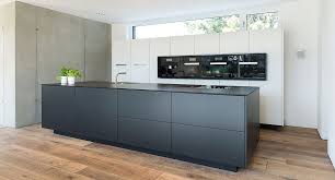 Glasmosaik edelstahl weiß schwarz mix wand. Kuchen Ganz Individuell Nicht Gefunden Kuche Schwarz Kuche Schwarz Weiss Moderne Kuche