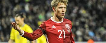 Viktor fischer is a soccer player, zodiac sign: Buhlt Mainz Um Viktor Fischer