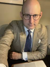 Ditching the Myth of Professional Dress Code