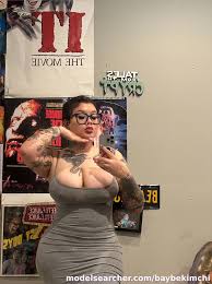 Ur korean step Mommy Onlyfans Profile Content - updated December 2025