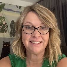 Valerie Jeffery's Instagram, Twitter & Facebook