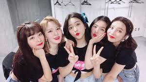 The group debuted on august 1, 2014, with their digital single happiness. Red Velvet Comeback Countdown Thestandom