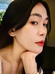 wish i could be pretty like this everyday 🤣