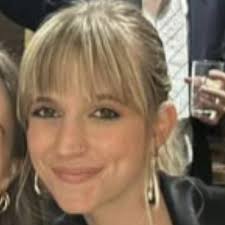 I'm happy to share that I have started a new position as a Company Store  Administrative Intern at L'Oréal! I'm so excited to be working for such an  amazing company!