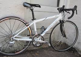 Team bike exchange directeur sportif and driver gene bates has been expelled from cycling's giro d'italia after running into the back of a rider on this morning's sixth stage. Short Cyclists What Size Bike Components Crank Length Handlebar Width Tyre Width Etc Do You Use Page 2 Weight Weenies