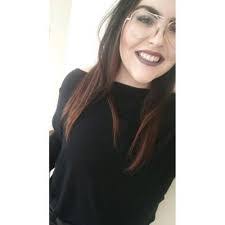 Anna Daigle's Instagram, Twitter & Facebook