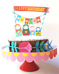 We can't afford caviar and our friends won't touch a pot of borscht. Russian Matryoshka Doll Papercraft Easy Diy Party Decor