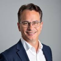 1500+ "Vic Duran" profiles