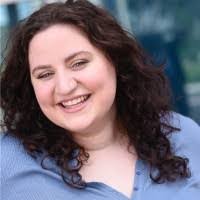 Miranda Dean's Instagram, Twitter & Facebook