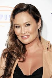 Wayne's world #reunitedapart @joshgad @youtube this monday 12/7 9ampst *sound of i was proud to help in the campaign to recognize the 260,000 filipinos that fought for the us in world war ii. Sunday Picks Tia Carrere Hosts Wayne S World Screening In Woodridge