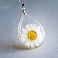 Pin By Lemon Juice Fashion On Daisy Daisy Jewelry Resin Jewelry Jewelry