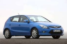 2010 hyundai accent how our users rated the 2010 hyundai accent. 2010 Hyundai I30 Specs 5 Doors Cars Data Com