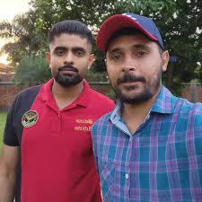 The level of hypocrisy among Pakistanis is something else. Today, every  person who was talking about kicking Babar out is now talking about his  comeback. #BabarAzam