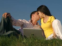74 Kissing Wallpaper Hd On Wallpapersafari Sign up for free today!