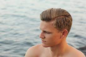 This places more attention on the middle part of the hair. 50 Best Short Hairstyles Haircuts For Men Man Of Many