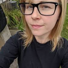 Sonya Williamson's Instagram, Twitter & Facebook