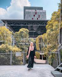 A popular location for hiking, bird watching, canopy walks and wedding photoshoots, frim is beautiful aquaria in klcc is probably one of the best aquariums around featuring a wide variety of tropical fishes and. Tourism Selangor The Top 10 Instagrammable Attractions In The State Edgeprop My
