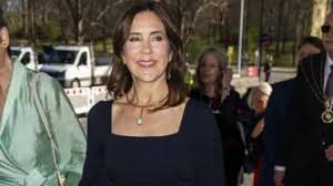 Mary of Denmark and the blue footwear evoking New York sophistication