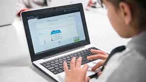 Aparecen imágenes porno en plataforma del Plan Ceibal y docentes piden más  seguridad