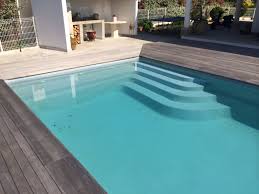 Feroe Elegance Piscines Spas