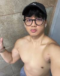 Alex De Ungria (@alexdeungria) • Instagram photos and videos