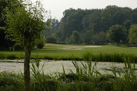 Auf der 72 hektar grossen anlage mit 18 plus 6 öffentlichen löchern hat die golfanlage haus bey zwischen den hinsbecker höhen und den. Golf Club Haus Bey Leading Member Card