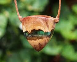 Blue Resin And Wood Pendant Wood And Resin Jewelry Wood And Etsy Wood Resin Jewelry Resin Jewelry Wood Necklace Pendant