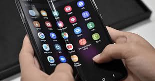 To recall, samsung had refused to consolidate any of the digital wellbeing features at an early stage. Galaxy Fold Android 10 Samsung S Folding Phone Galaxy Fold Gets Android 10 Update New Features Samsung Galaxy Fold Gets Android 10 Update With Exciting New Features Kultejas News