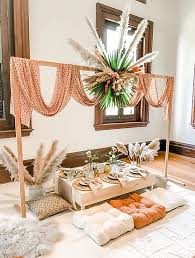 Summer Pallet Picnic In 2020 Picnic Style Party Indoor Picnic Picnic Style