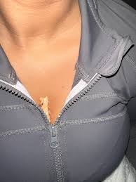 Faye Schwerin naked in her bed in 🇺🇸- discover the intimacy of her hottest moments