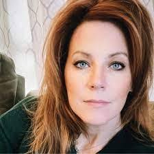 Jennifer Rishel's Instagram, Twitter & Facebook