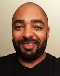 הזקן הצעיר מחפש (שחור ג'ט) זקן ושפם Darkener. לא אלרגני. מברשת דקה אחת