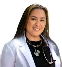 Michelle Pinto's Instagram, Twitter & Facebook