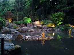Auf einer fläche von etwa 10 hektar bietet der botanische garten augsburg dem besucher vielfältige staudenanlagen, prächtige sommerblumen, fernöstliche gartenkultur im japangarten Augsburg Botanikus Kert Picture Of Botanischer Garten Augsburg Tripadvisor