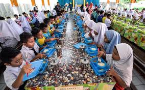 1 1.0 penulisan esei 1.1 rancangan makanan tambahan bermula pada tahun 1979, kementerian pendidikan malaysia (kpm) telah melaksanakan rancangan makanan tambaha… Putrajaya Sedia Dana Sehingga Rm1 6 Bilion Untuk Program Sarapan Percuma Free Malaysia Today Fmt