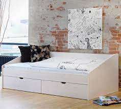 Die komfortable liegefläche ist 90 x 200. Schones Einzelbett Aus Buche In 90x200 Cm Bett Danemark Bett Modern Bett Mit Aufbewahrung Bett 120x200