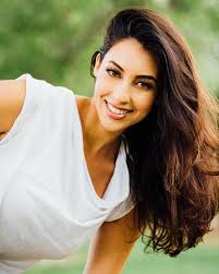 My babygirl starts TK tomorrow 🥹🫶🏻 My intention is that with this  necklace we can hold each-other closer while far apart. No one prepares you  for the kind of sacrifice I'm making.