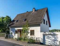 Haus kaufen in idstein kompetent exklusiv& leidenschaftlich mit engel & völkers häuser in idstein kaufen 800 standorte starke expertise. Haus Zu Vermieten Zinsgrabenweg 7 65510 Idstein Rheingau Taunus Kreis Mapio Net