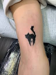 Furthermore, it is must be mentioned that black cats are sometimes connected to the gothic culture. Justinemurasky Black Cat Tattoo Black Cat Tattoo Small Tattoo Simple Tattoos Friday 13th Tattoo