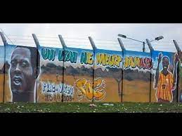 Hope never dies, love never dies, love never perite. Hymne A Marc Vivien Foe Un Lion Ne Meurt Jamais Il Dort Jacq Doss Youtube