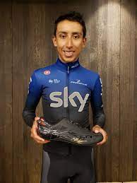 Sixty, shot 2 and wire 2. Neal Rogers On Twitter So Egan Bernal Has Extremely Large Feet