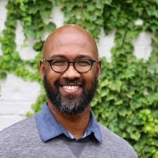 Ramon Bond's Instagram, Twitter & Facebook