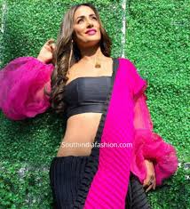 Complete your look with our collection. 25 Stylish Balloon Sleeve Blouse Design Ideas To Experiment