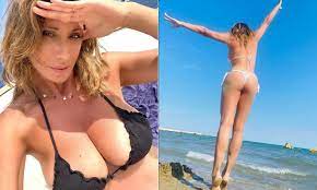 Later on she took part in the channel 5 show grand hotel:. Sabrina Salerno Regina Dell Estate Ci Fanno Impazzire Le Nuove Foto Primapagina Calciomercato Com