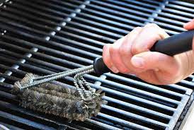 How To Clean A Cast Iron Grill 9 Easy Steps The Online Grill Cast Iron Cleaning Cast Iron Grill Clean Bbq Grill Grates