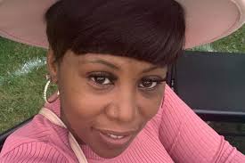 Danette Miles's Instagram, Twitter & Facebook