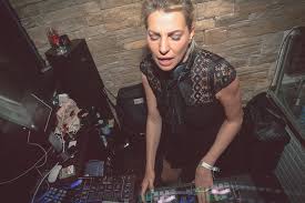 After wiesn party mit giulia siegel als dj im wiesnzelt. 26a9638 Pixx Agentur